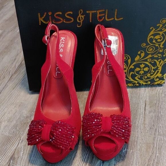 Kiss & Tell red suede and sequin bow heels Sz 8 - Picture 2 of 6